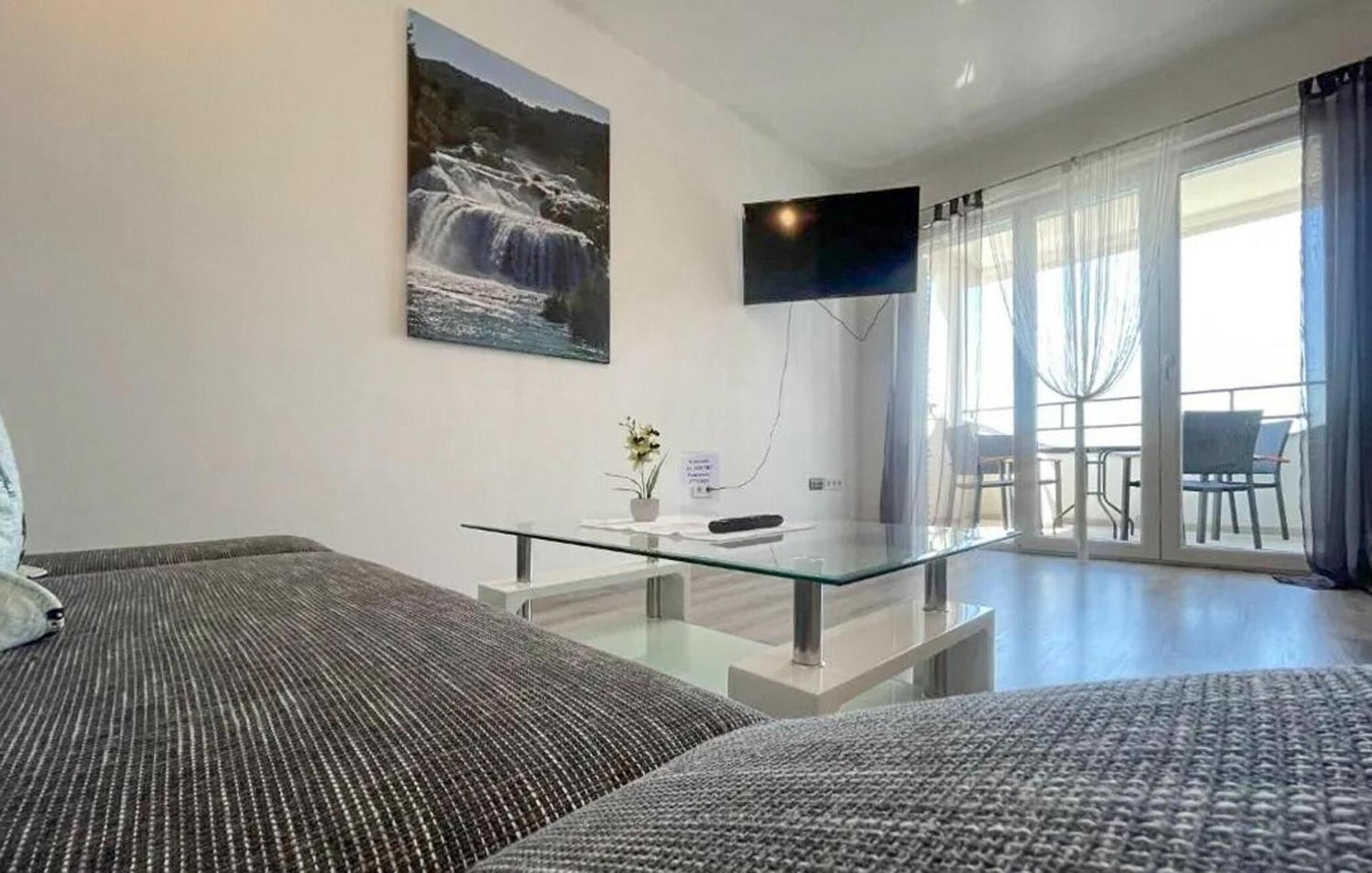 Beautiful Apartment In Bibinje With Wifi Bagian luar foto